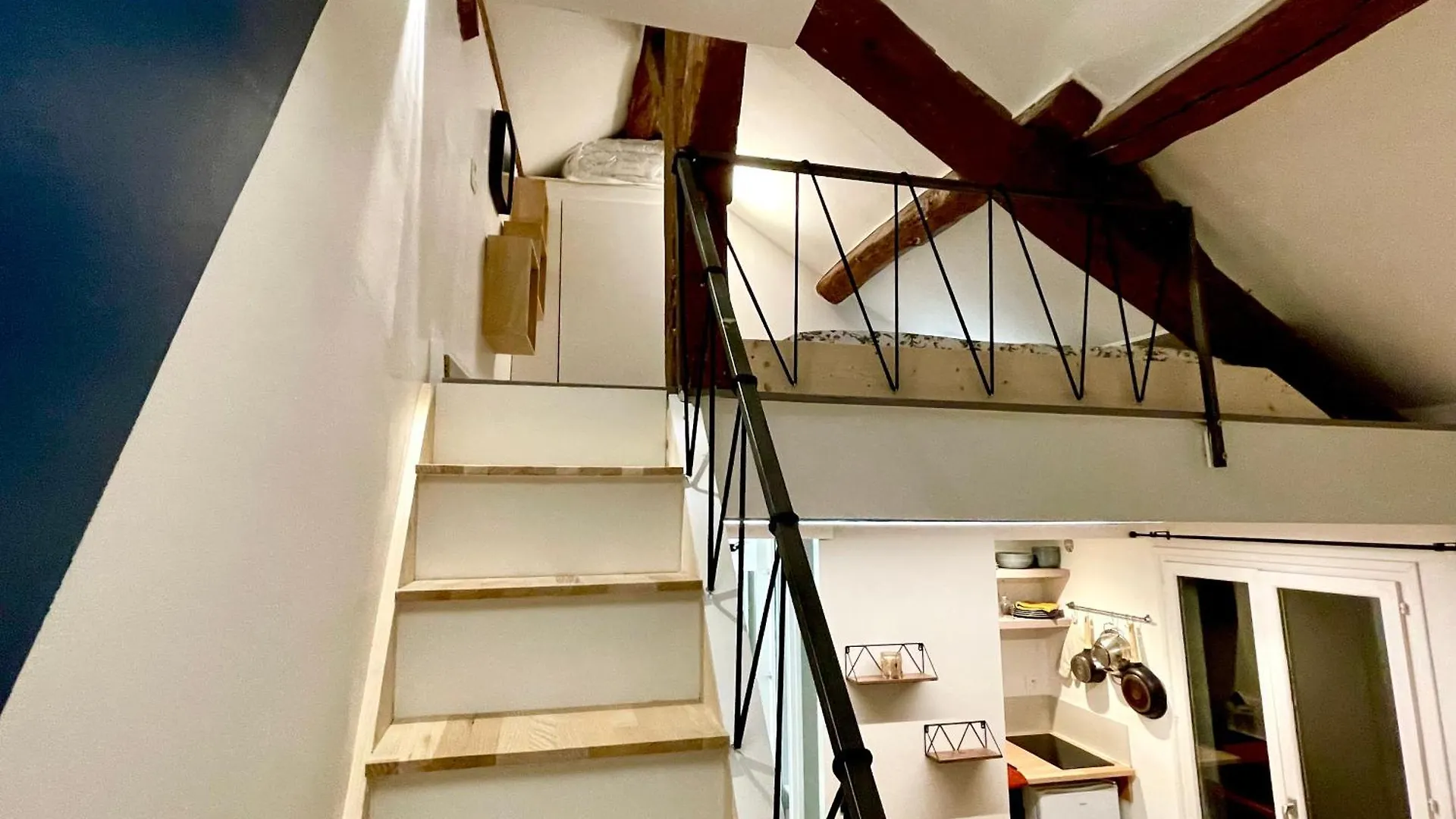 Tres Joli Studio - Centre Paris - Le Coeur Du Marais France